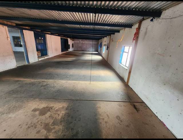 BUSINESS PROPERTY TO RENT IN BOOYSENS